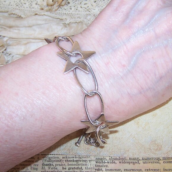 Vintage Sterling Silver Link Bracelet with Stars - 7.25" Wearable - Picture 5 of 7